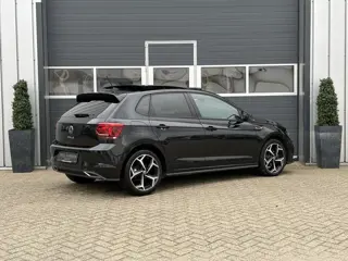 Foto 14 van Volkswagen Polo 1.5 TSI Highline Business 3x R-Line | Pano | CarPlay | Keyless | Camera | LED | Park