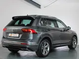 Foto 29 van Volkswagen Tiguan 2.0 TSI 4Motion Highline