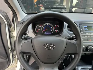 Foto 13 van Hyundai I10 1.0i Comfort AUTOMAAT 2019