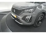 Foto 25 van Peugeot 2008 1.2 Hybrid 145 Allure | Apple Carplay | Climate Control | Parkeersensoren Voor + Achter