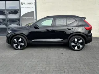 Foto 9 van Volvo XC40 Single Motor Extended Range Ultimate 82 kWh | Adaptieve cruise | Panoramadak | Harman Kar