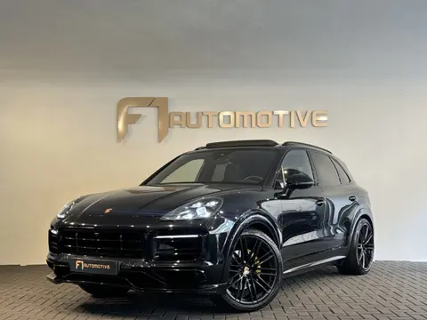 Porsche Cayenne 3.0 E-Hybrid Pano|Techart|360|Stoelventilatie|Sportdesign|PDLS+