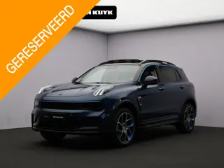 Lynk & Co 01 1.5 / Carplay / Camera / Adaptive Cruise / Panoramadak / Dodehoekdetectie / Stoelverwar
