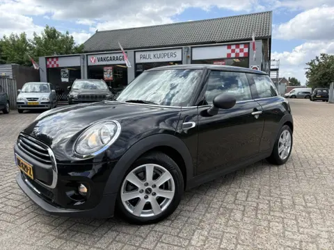 Mini Mini One 3-Deurs 1.2 One Special *airco + lm-velgen 16" + pdc + stoelverwarming*