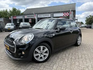 Mini Mini One 3-Deurs 1.2 One Special *airco + lm-velgen 16" + pdc + stoelverwarming*