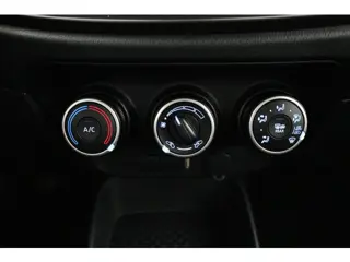 Foto 18 van Toyota Aygo X 1.0 VVT-i MT Play | Airco | Cruise control | Apple carplay Android auto |