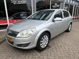 Foto 30 van Opel Astra 1.6 Temptation NIEUWE APK ! AIRCO !