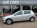 Foto 29 van Opel Astra 1.6 Temptation NIEUWE APK ! AIRCO !