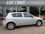 Foto 28 van Opel Astra 1.6 Temptation NIEUWE APK ! AIRCO !