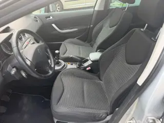 Foto 10 van Peugeot 308 SW 1.6 VTi XS Première 7 zits voorbereiding nu 5 zitplaatsen
