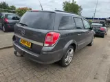 Foto 24 van Opel Astra Wagon 1.6 Cosmo AIRCO