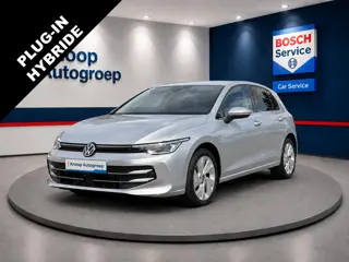Volkswagen Golf 1.5 eHybrid Life Edition PHEV | ERGO Massage | LED | Camera | ACC | Sfeerverlichting