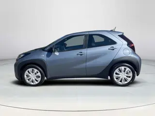 Foto 11 van Toyota Aygo X 1.0 VVT-i MT Play | Airco | Apple CarPlay / Android Auto |