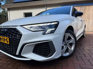 Foto 13 van Audi A3 Sportback 40 TFSI e 2x S Line | Carplay | Virtual Cockpit | Trekhaak | Stoelvw