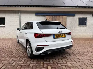Foto 18 van Audi A3 Sportback 40 TFSI e 2x S Line | Carplay | Virtual Cockpit | Trekhaak | Stoelvw