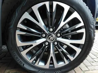 Foto 13 van Toyota Yaris Cross 1.5 Hybrid Executive | TREKHAAK | ALL-SEASON | JBL