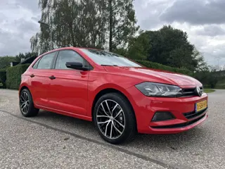 Foto 19 van Volkswagen Polo 1.0 MPI trendline 5 drs Airco 193544 km bj 2018