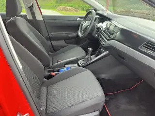 Foto 15 van Volkswagen Polo 1.0 MPI trendline 5 drs Airco 193544 km bj 2018