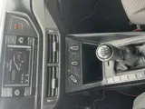 Foto 22 van Volkswagen Polo 1.0 MPI trendline 5 drs Airco 193544 km bj 2018