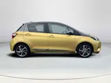 Foto 27 van Toyota Yaris 1.5 Hybrid Y20 Gold Edition | Fietsendragerbeugel | Keyless entry | Bluetooth | Licht m