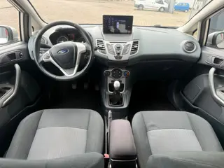 Foto 18 van Ford Fiesta 1.25 Titanium | airco | carplay