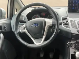 Foto 20 van Ford Fiesta 1.25 Titanium | airco | carplay