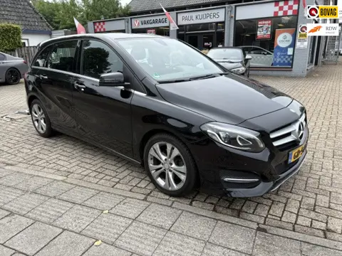 Mercedes-Benz B-klasse 180 Ambition * navi + pdc + lmv 17" + trekhaak *