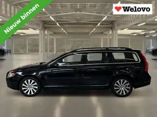 Volvo V70 1.6 T4 Momentum Gereviseerde Automaat/distributie vervangen/, leder, electr. achterklep, v