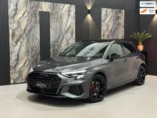 Foto 11 van Audi A3 Sportback 45 TFSI e 3x S-line Competition|PANO|MATRIX|SFEER|CAMERA|KEYLESS