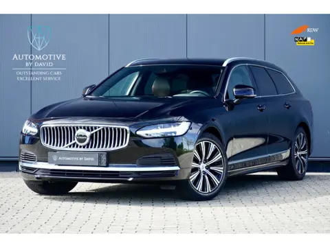 Volvo V90 2.0 T6 PHEV 340 pk AWD BUSINESS PRO AUTOMAAT / TREKHAAK / ADAPTIEVE CRUISE CONTROL / PILOT