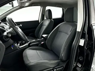 Foto 16 van Nissan QASHQAI 1.6 Visia | Park assist | Airco | Cruise control