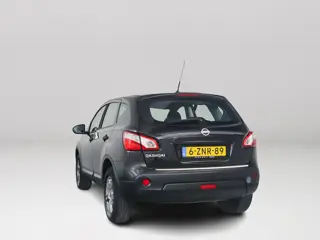 Foto 13 van Nissan QASHQAI 1.6 Visia | Park assist | Airco | Cruise control