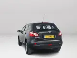 Foto 23 van Nissan QASHQAI 1.6 Visia | Park assist | Airco | Cruise control