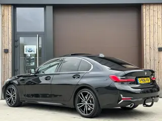 Foto 19 van BMW 3-serie 330i High Executive Automaat | Panoramadak, ACC, Leer, Trekhaak, Apple CarPlay, Stoelver