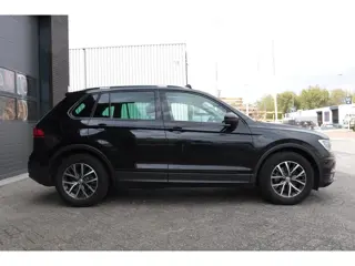 Foto 15 van Volkswagen Tiguan 1.4 TSI ACT Comfortline Business R| Panoramadak|Leer|Stoelverwarming/