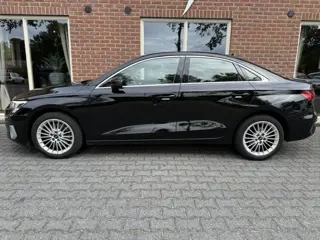 Foto 20 van Audi A3 Limousine 30 TFSI Bns edition Automaat KEYLESS / VIRTUAL.COCKPIT / PDC / GROOT.NAVI / LED /