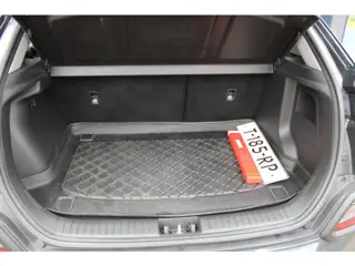Foto 12 van Hyundai Kona 1.6 GDI HEV Comfort Smart HYBRIDE-TREKHAAK-CARPLAY