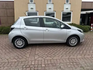 Foto 16 van Toyota Yaris 1.5 Full Hybrid Aspiration CARPLY/CAMERA/NAP/DEALER OH