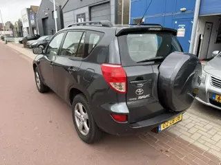 Foto 19 van Toyota RAV4 2.0 VVTi Linea Sol 4WD 2008 LEDER Nieuwstaat NAP + Boekjes zijn aanwezig. Met Navigatie,