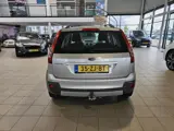 Foto 23 van Ford Fiesta 1.4-16V Crossroad