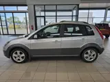 Foto 28 van Ford Fiesta 1.4-16V Crossroad