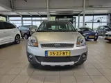 Foto 26 van Ford Fiesta 1.4-16V Crossroad