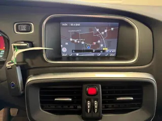 Foto 12 van Volvo V40 1.6 T3 Summum 150PK+Airco+Cruise+Navi+BT+NAP