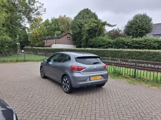 Foto 15 van Renault Clio 1.0 TCe 90 Evolution airco carplay 1e eig ALLINPRIJS