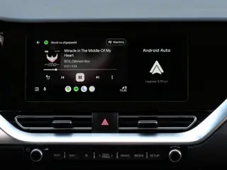 Foto 13 van Kia e-Niro 64kWh EXECUTIVELINE/ SCHUIFDAK/ TREKHAAK/ LEER/ SOH 96%