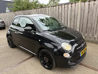 Foto 20 van Fiat 500 1.2 Lounge PARKEERSENSOREN/ AIRCO/ DIGITAL DASH