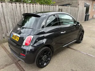 Foto 18 van Fiat 500 1.2 Lounge PARKEERSENSOREN/ AIRCO/ DIGITAL DASH