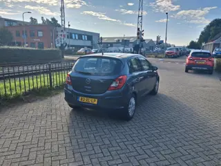 Foto 15 van Opel Corsa 1.2-16V Enjoy 5 deurs automaat 91000km ALLINPRIJS