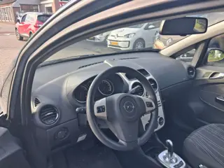 Foto 14 van Opel Corsa 1.2-16V Enjoy 5 deurs automaat 91000km ALLINPRIJS