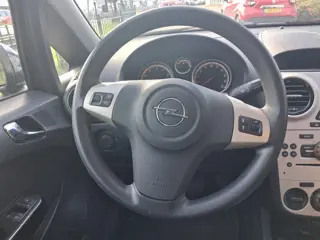 Foto 12 van Opel Corsa 1.2-16V Enjoy 5 deurs automaat 91000km ALLINPRIJS